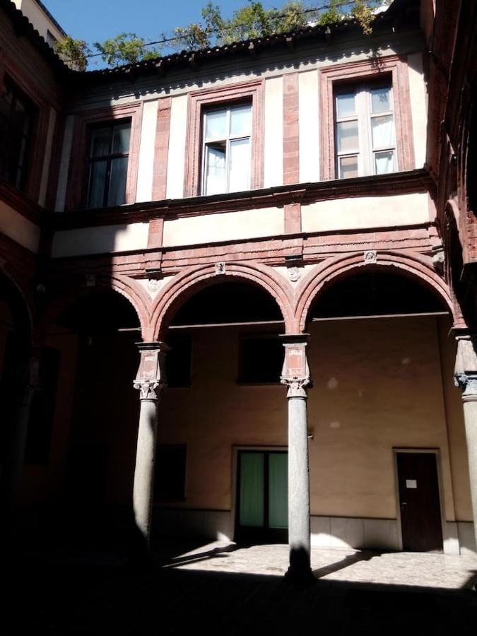 ℒovely & ℰlegant Studio Next To Duomo/Missori Milano Dış mekan fotoğraf
