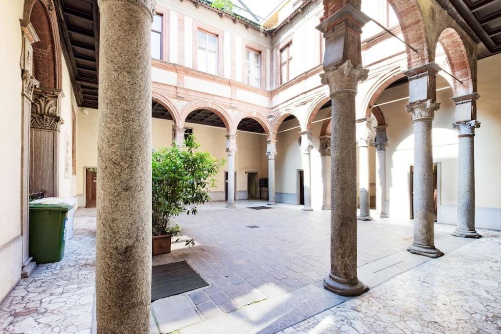 ℒovely & ℰlegant Studio Next To Duomo/Missori Milano Dış mekan fotoğraf