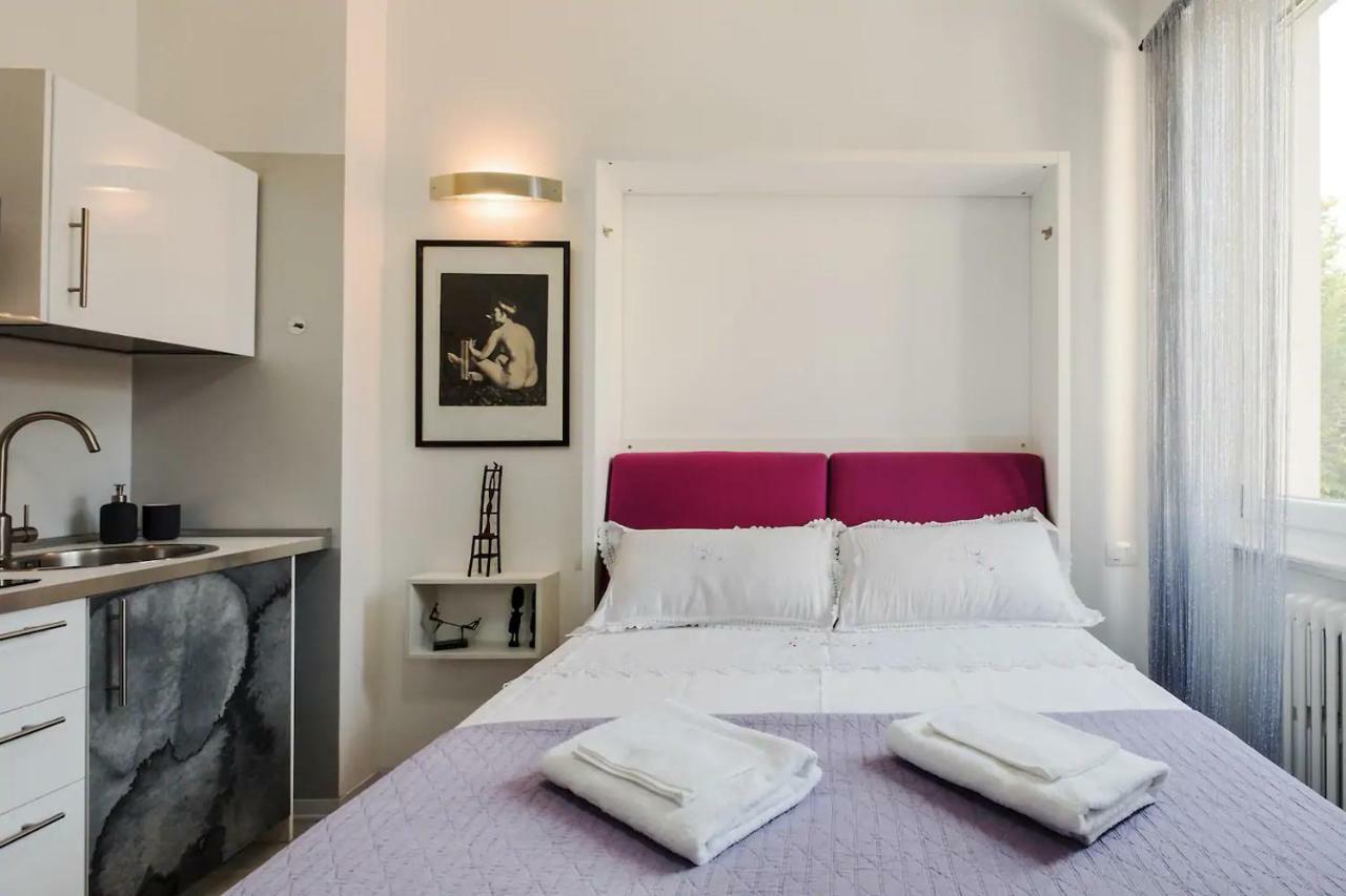ℒovely & ℰlegant Studio Next To Duomo/Missori Milano Dış mekan fotoğraf