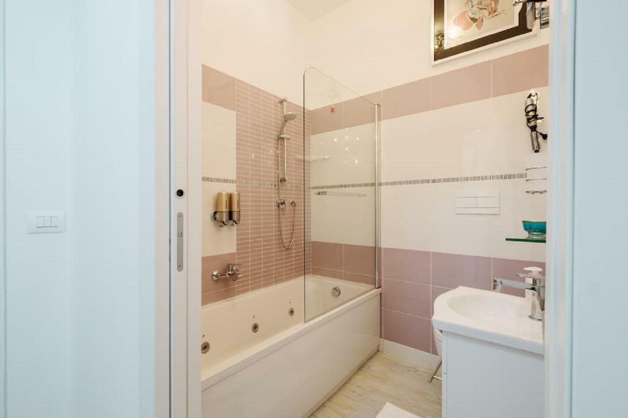ℒovely & ℰlegant Studio Next To Duomo/Missori Milano Dış mekan fotoğraf