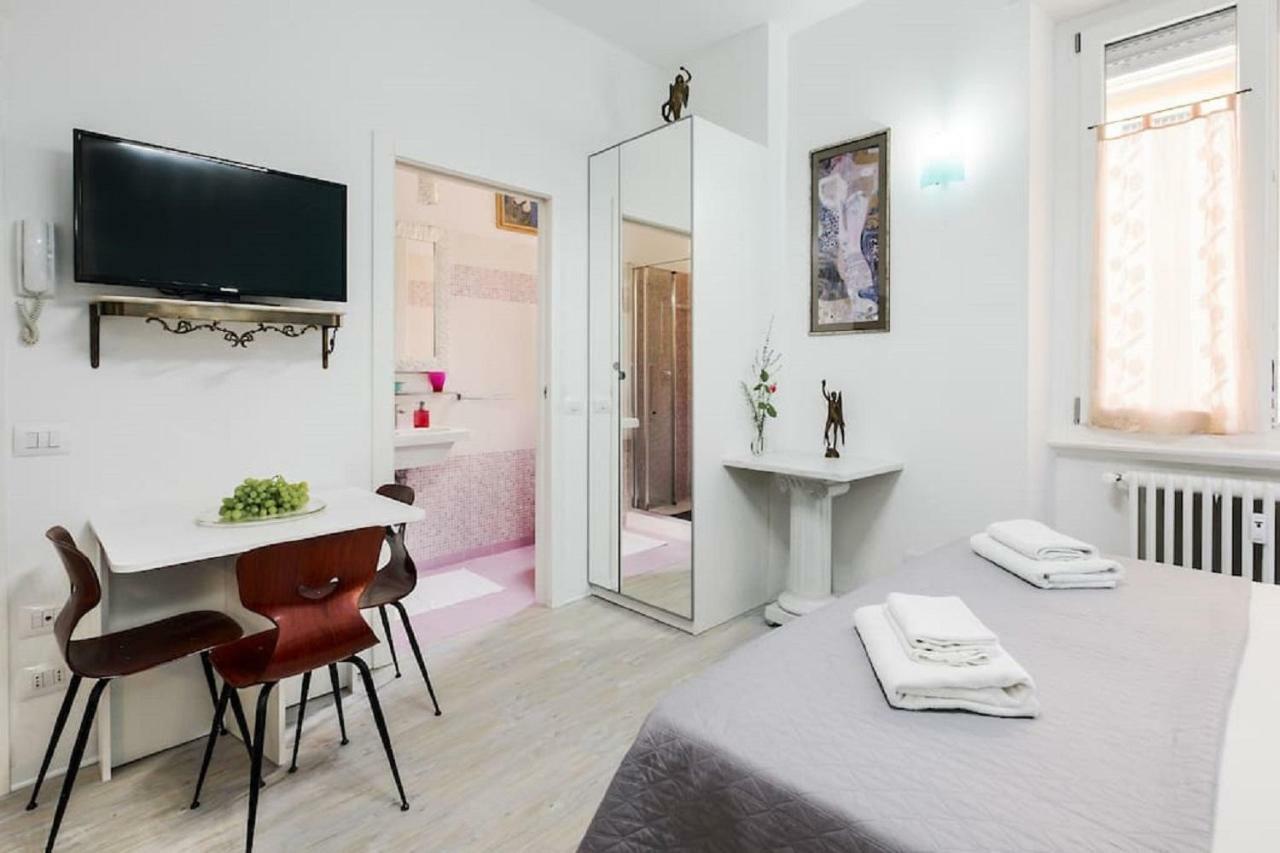 ℒovely & ℰlegant Studio Next To Duomo/Missori Milano Dış mekan fotoğraf